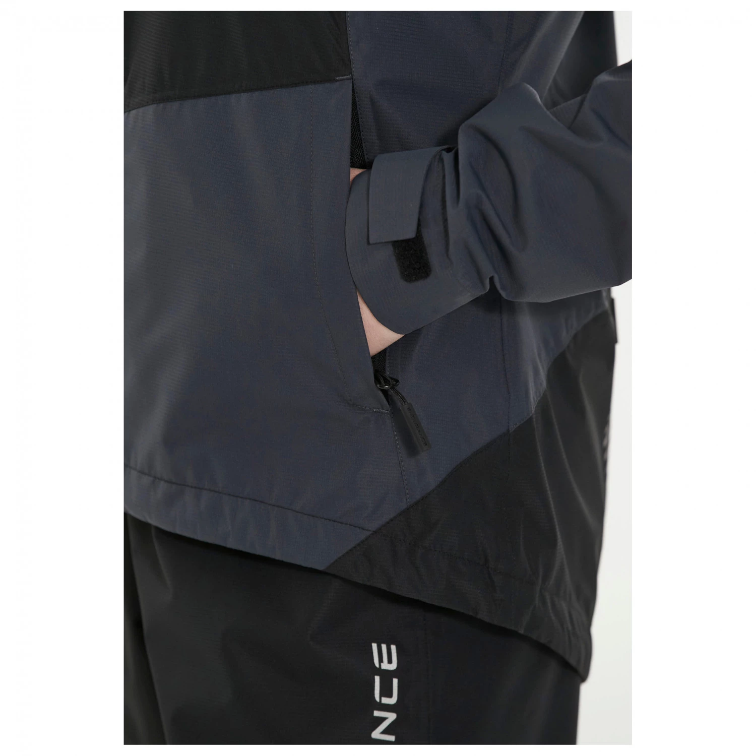 ENDURANCE - Women's Vanda Cycling Jacket - Veste de cyclisme 4 ENDURANCE - Women's Vanda Cycling Jacket - Veste de cyclisme – Image 4